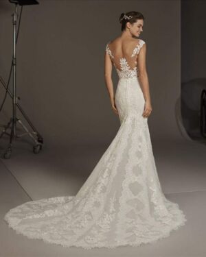 Despina by Pronovias