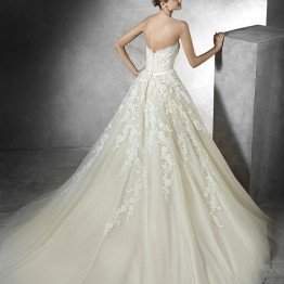 Pronovias Trey