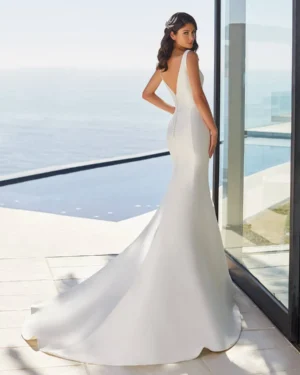 June by Pronovias