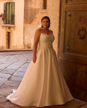 Ysabelle by Veni Infantino