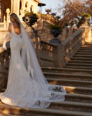 Honour by Veni Infantino