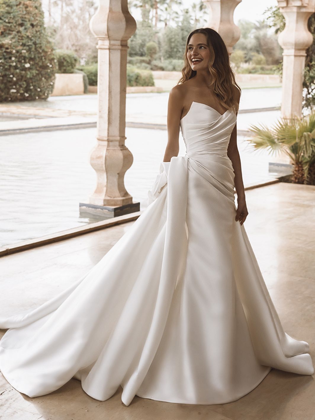 Valencia by Enzoani