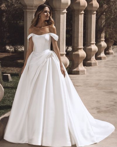 Viviana by Enzoani Blue