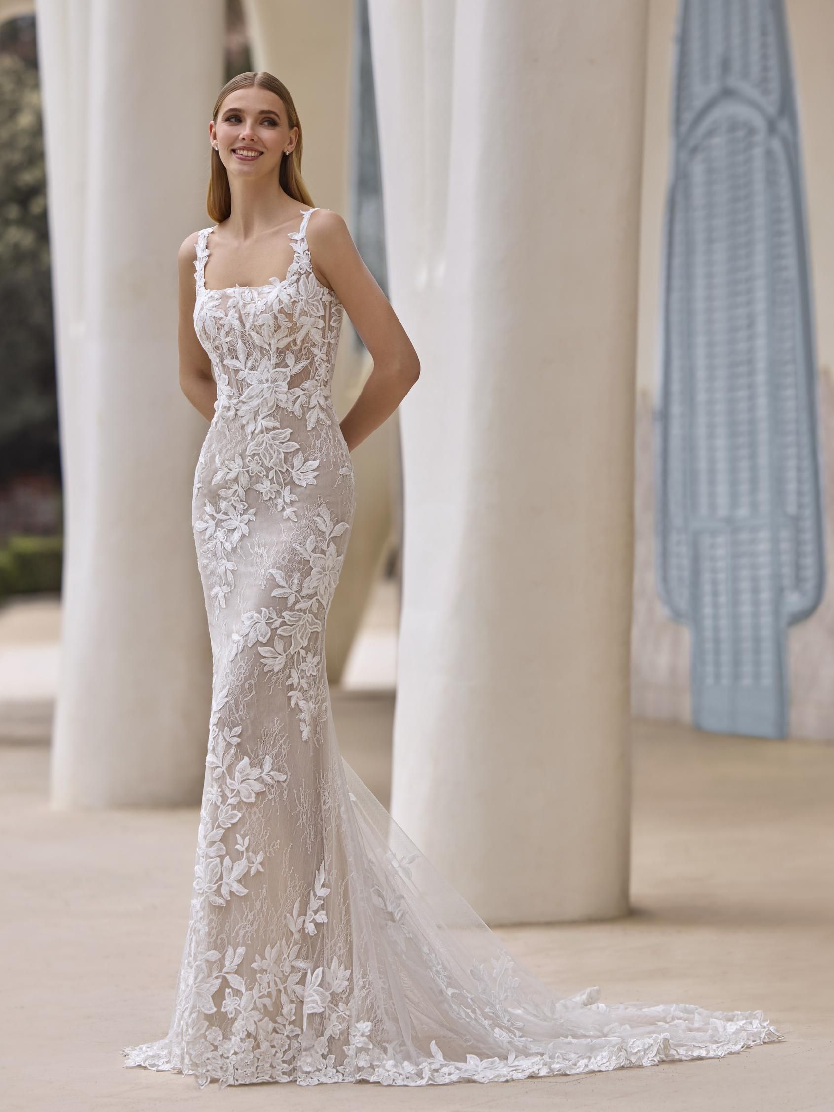 Zeala by Pronovias
