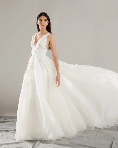 West by Pronovias