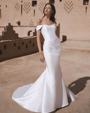 Tova by Blue Enzoani