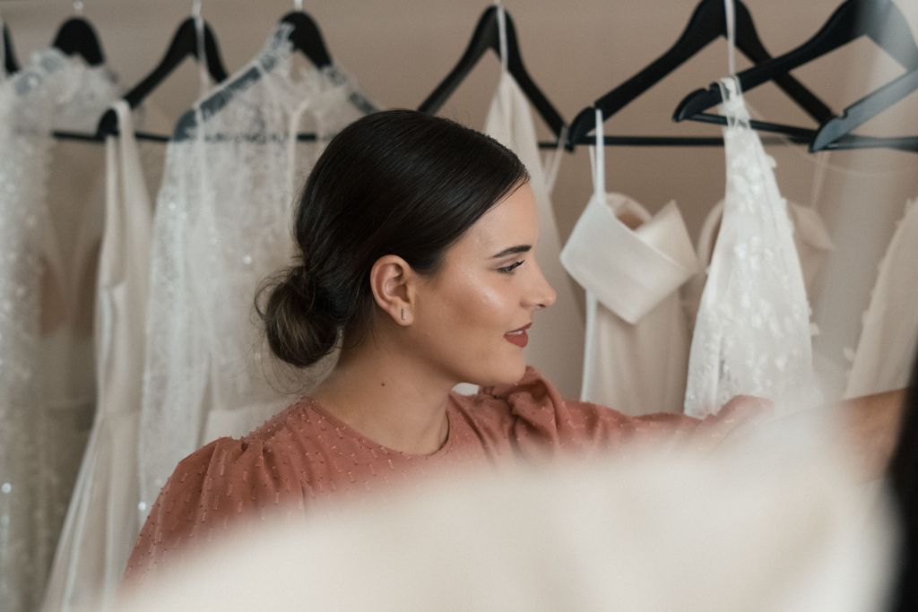 The Difference Between Off-the-Rack, Made-to-Order and Custom Wedding Dresses