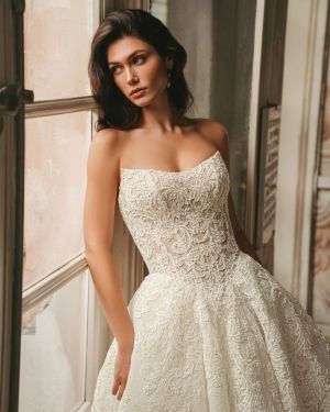 West by Enzoani